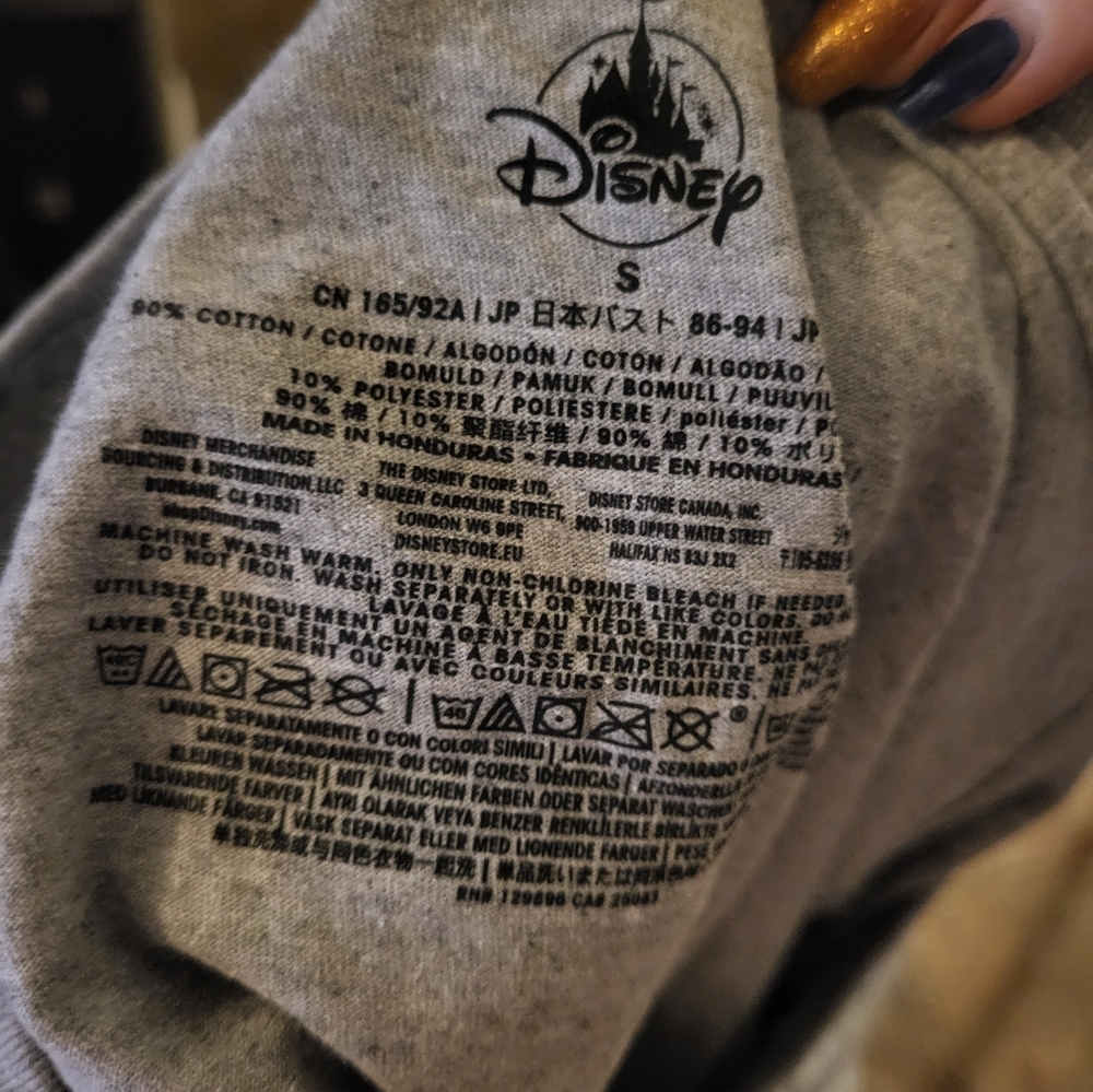 Disney tee - Picture 4 of 4